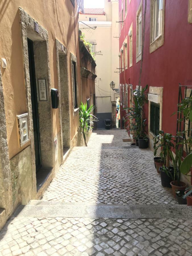 Casa Da Saudade, A Cozy Apartment In Alfama Lissabon Exterior foto