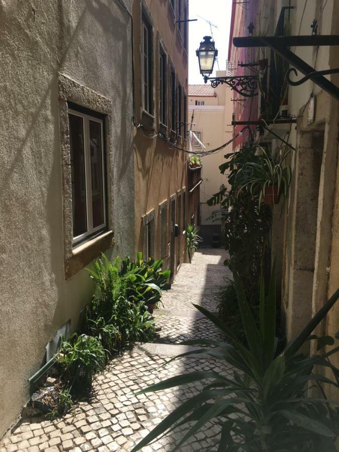 Casa Da Saudade, A Cozy Apartment In Alfama Lissabon Exterior foto